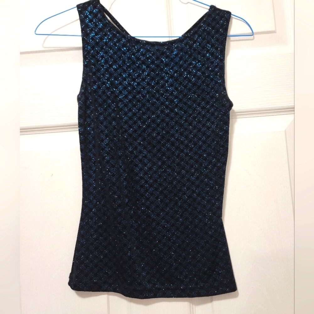 Juniors black & blue sleeveless dressy top